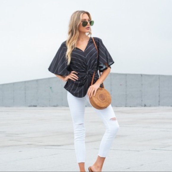 Front Twist Top - Picture 4 of 8